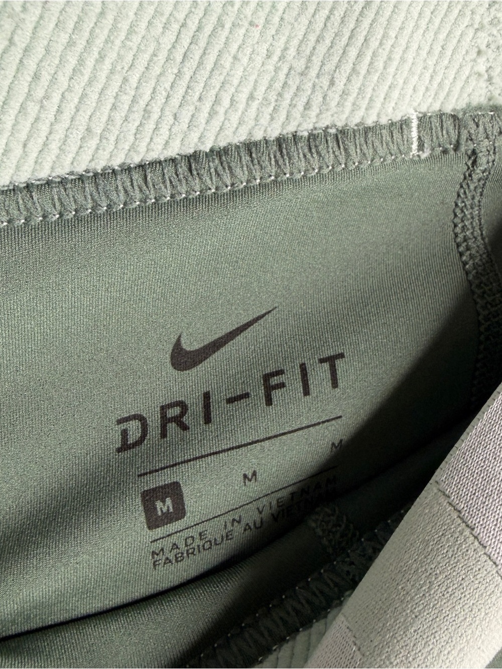 Nike Pro Biker Olive Green Mesh Athletic Compression Shorts Medium 9” - Picture 3 of 7